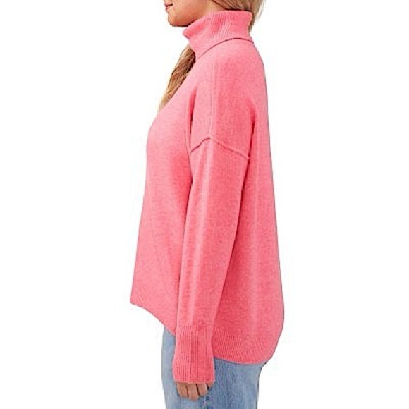 VINCE CAMUTO • Pop Pink Ladies Turtleneck Sweater - Picture 2 of 4